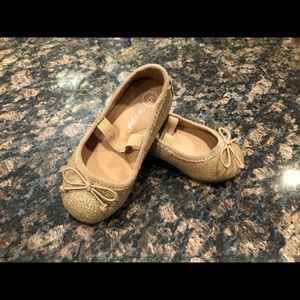 SOLD!-Cat and Jack Gold Glitter ballet flats size 5